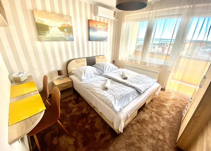 Apartment Aqua Blue -
