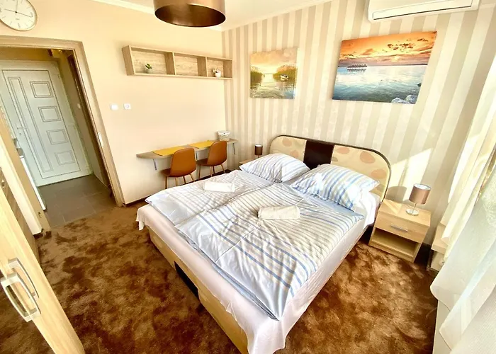 Apartment Aqua Blue -